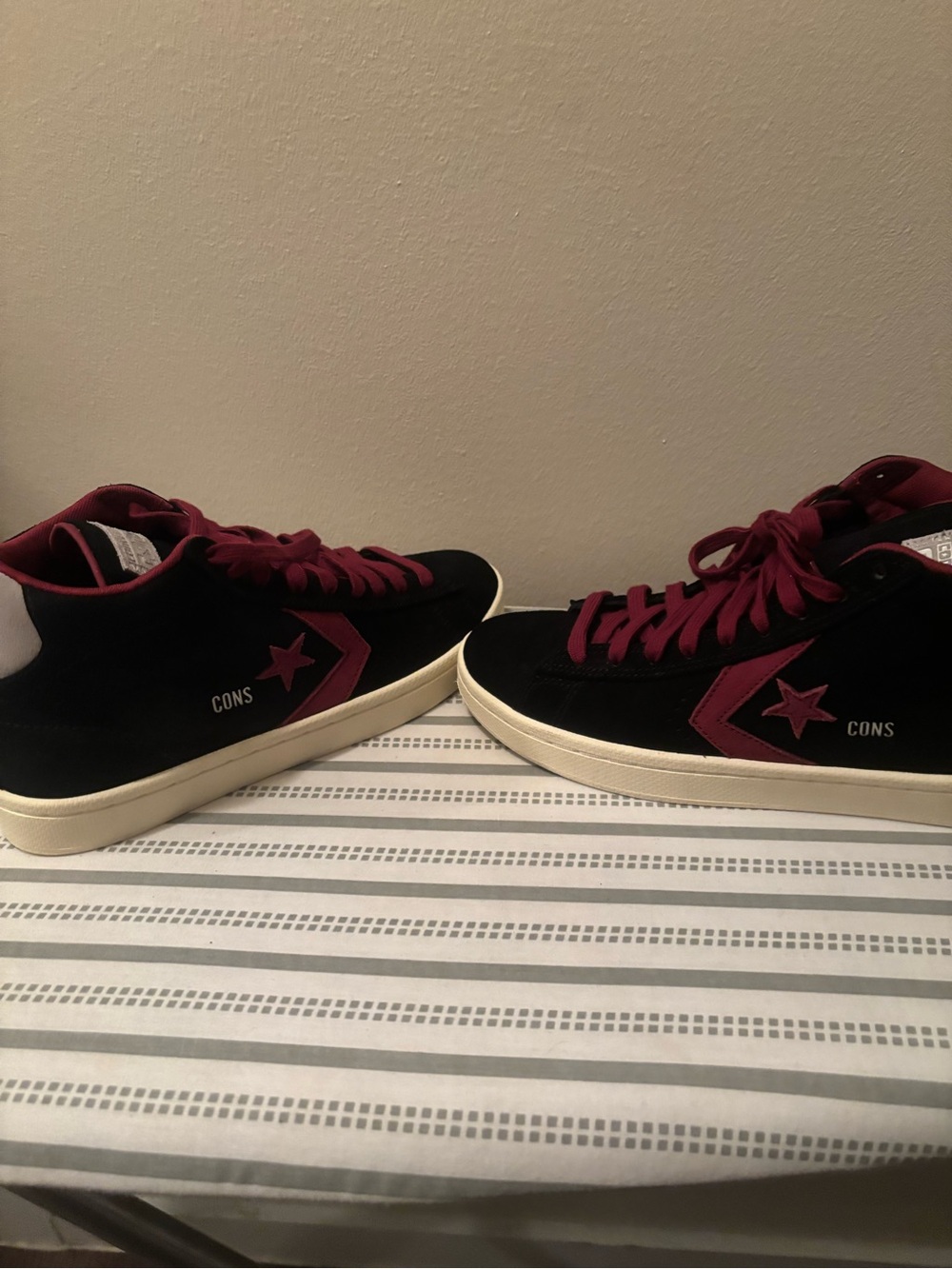 Converse CONS Mid Skate Shoes Black Burgundy Suede Men’s Size 9.5  Converse Men’ - Picture 6 of 8